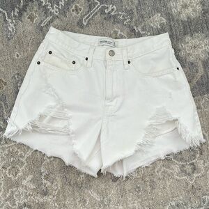 Abercrombie & Fitch Mid Rise Boyfriend Shorts, White, Size 26/2